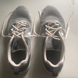 Men’s Nike Air shoes size 10. Worn, good condition